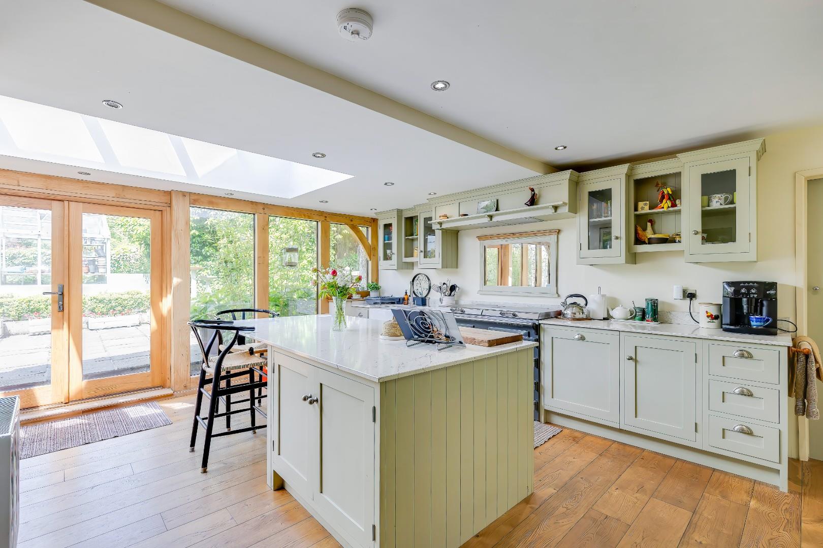 Llanquian Road, Aberthin, Nr Cowbridge, Vale of Glamorgan,  CF71 7HE